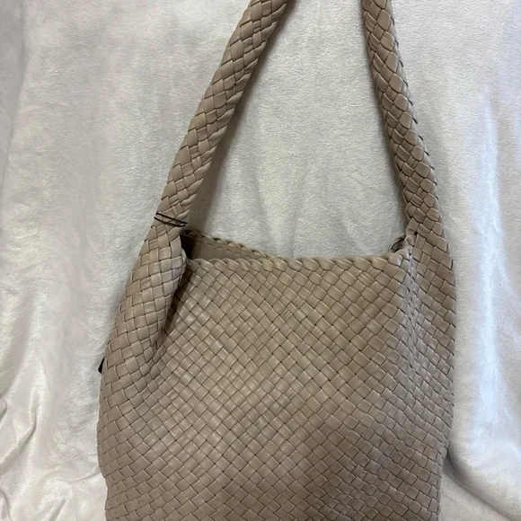 Falor Italian Leather Woven Taupe Hobo Bag - Picture 4 of 11